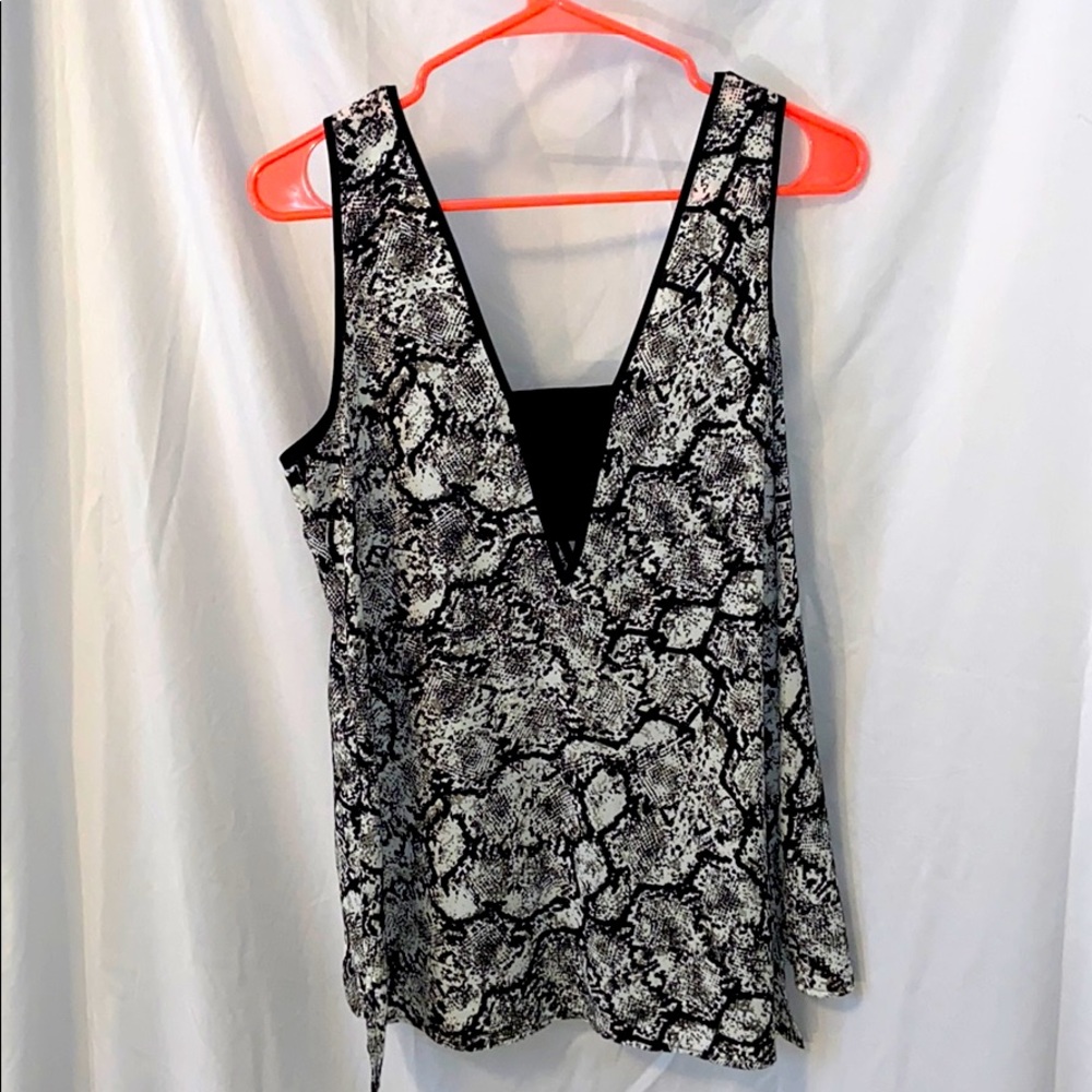 Snake print top with small keyhole cutout detail